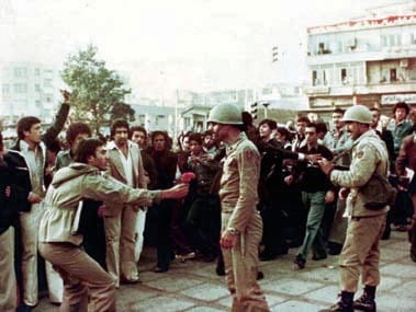Why Regime Change in Iran Cannot be Imposed
