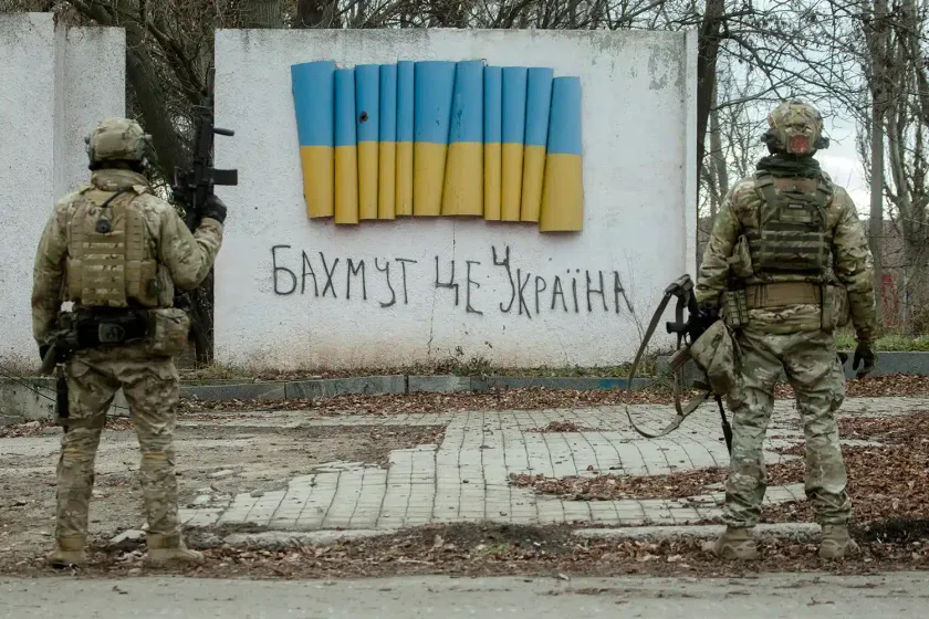 Ukrainian Civilians Are Pioneering the Art of Resistance