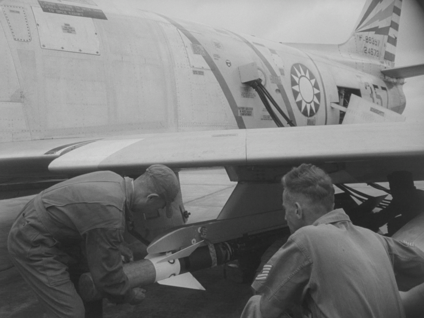 Failure Bias in Air Advisory Missions